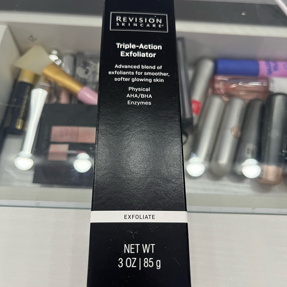 Revision Skincare Triple-Action Exfoliator 3oz - Picture 4 of 6